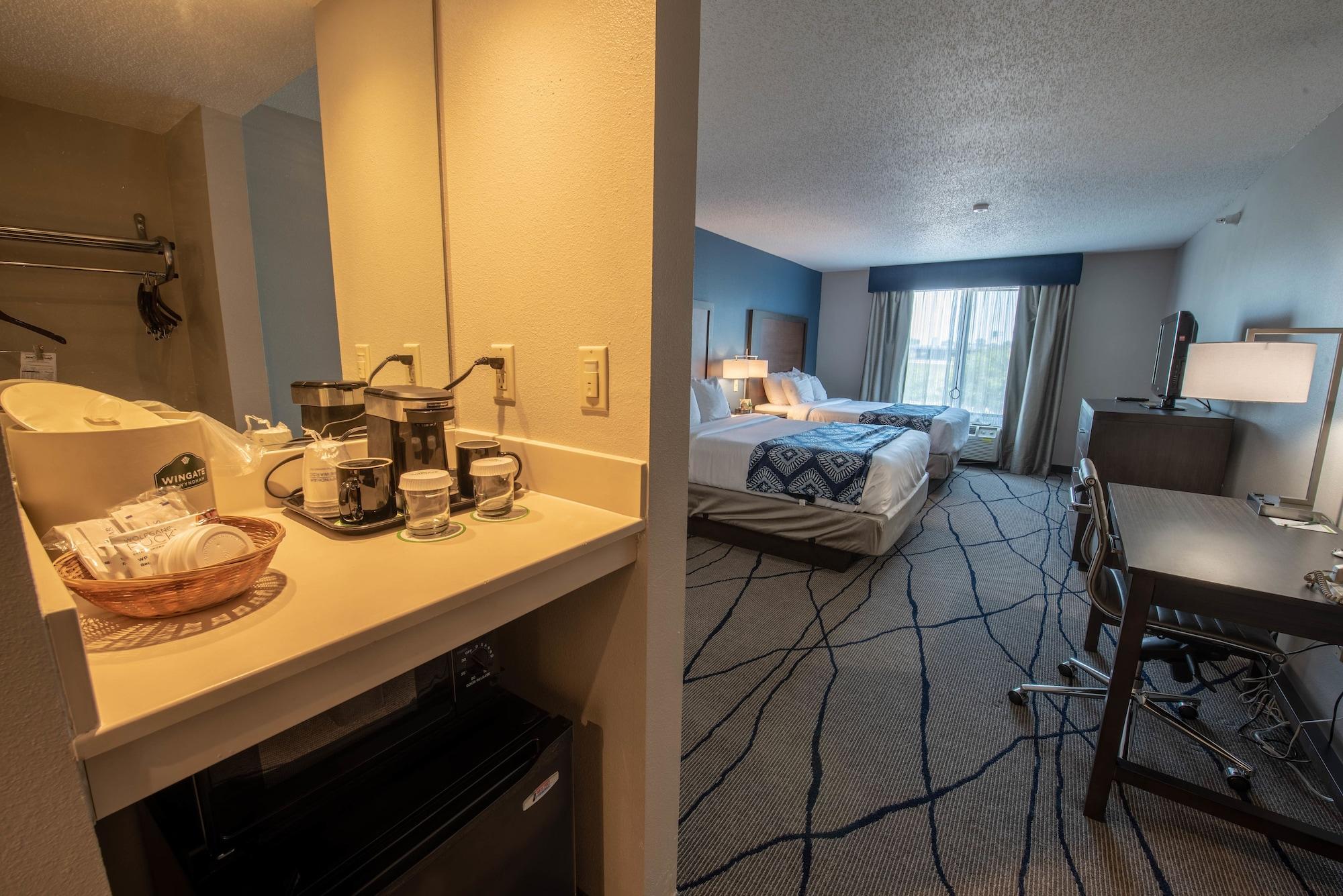 Wingate By Wyndham Indianapolis Airport Plainfield Hotel Екстериор снимка