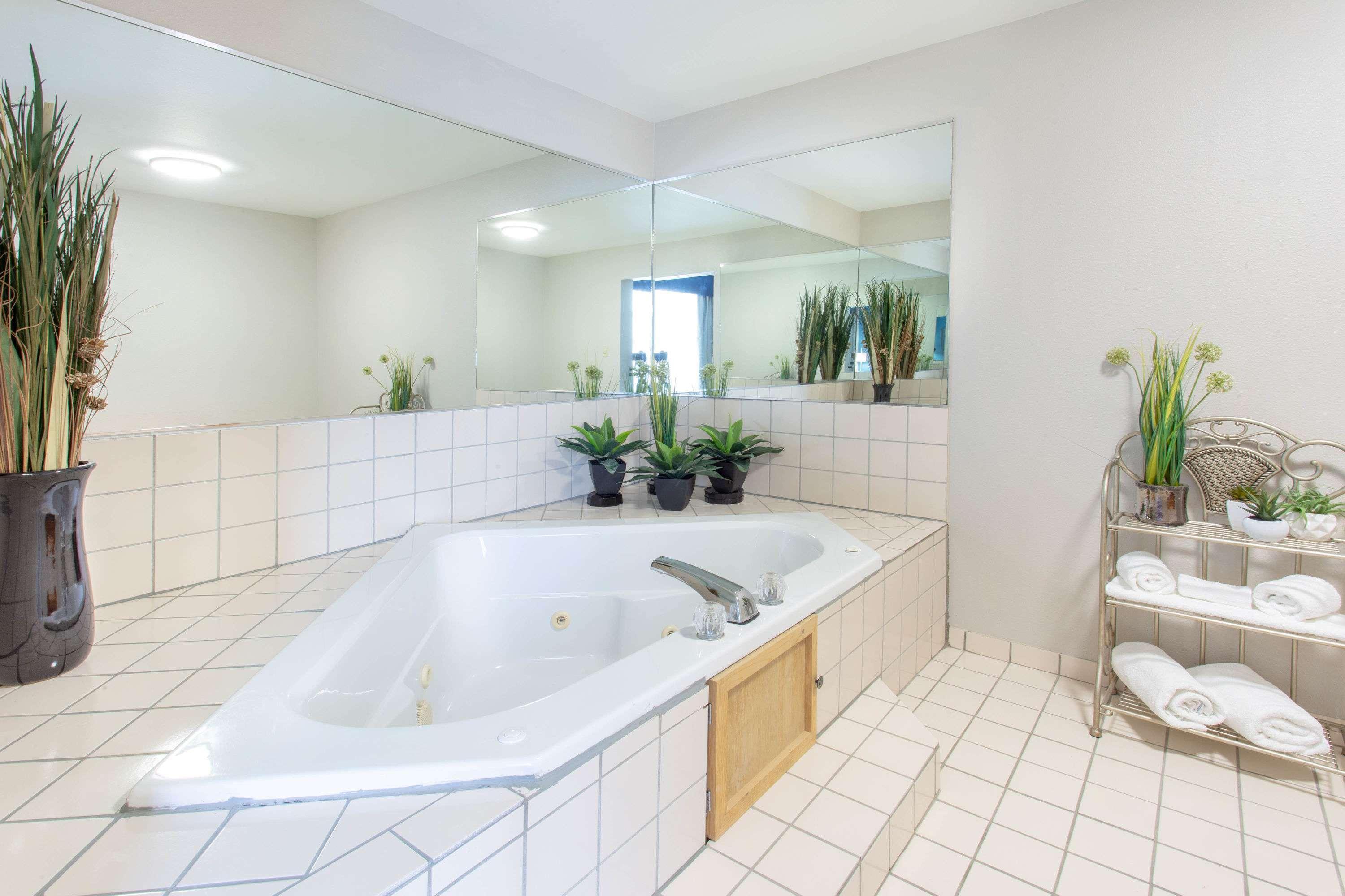 Wingate By Wyndham Indianapolis Airport Plainfield Hotel Екстериор снимка